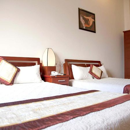 Hoang Thuy Sinh Hotel Дананг Екстер'єр фото