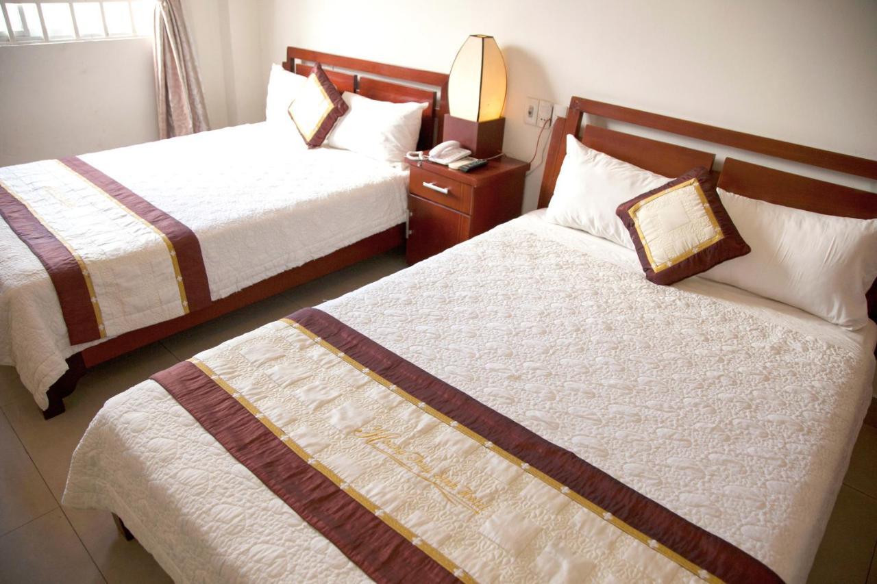 Hoang Thuy Sinh Hotel Дананг Екстер'єр фото