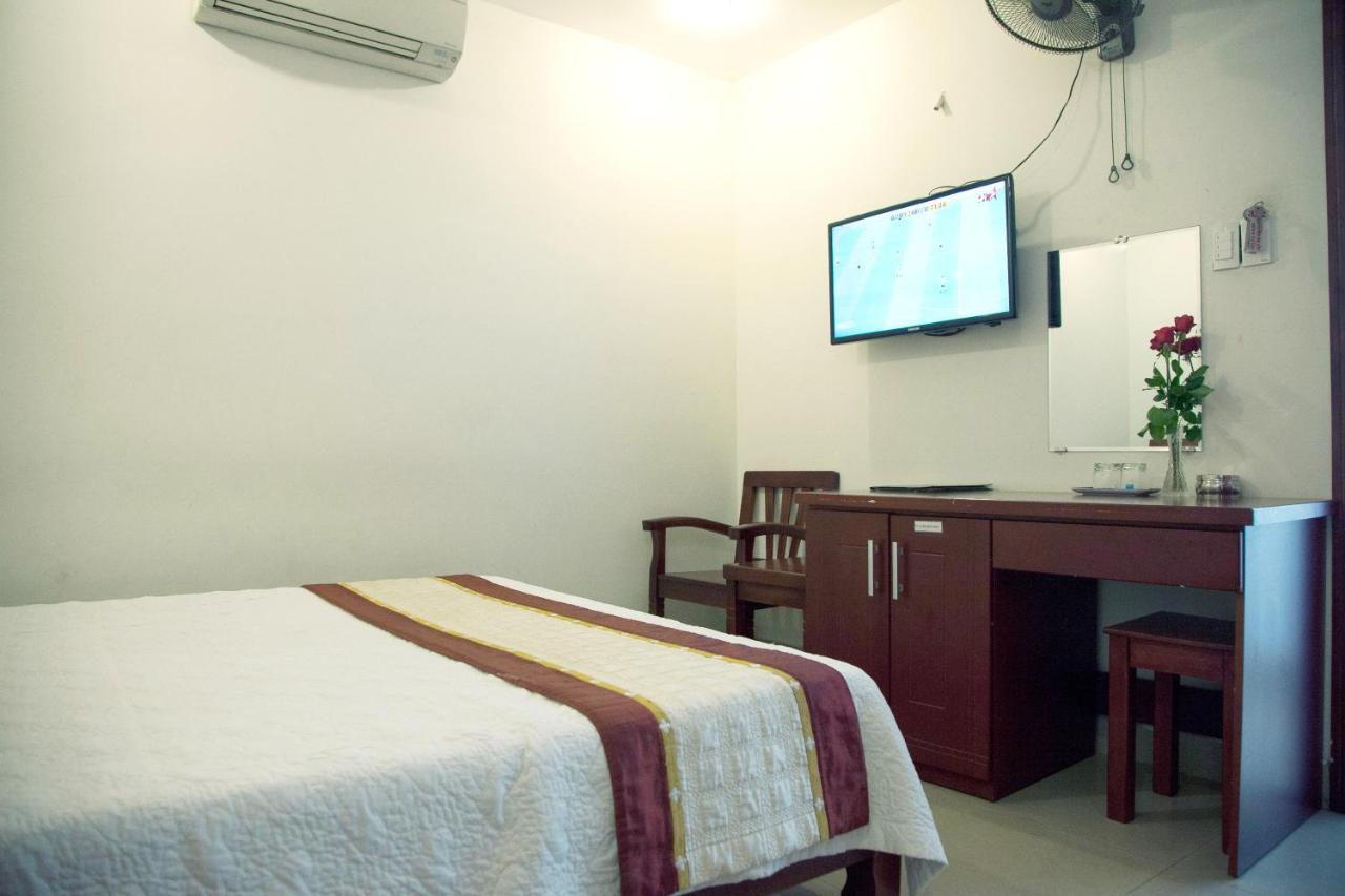 Hoang Thuy Sinh Hotel Дананг Екстер'єр фото