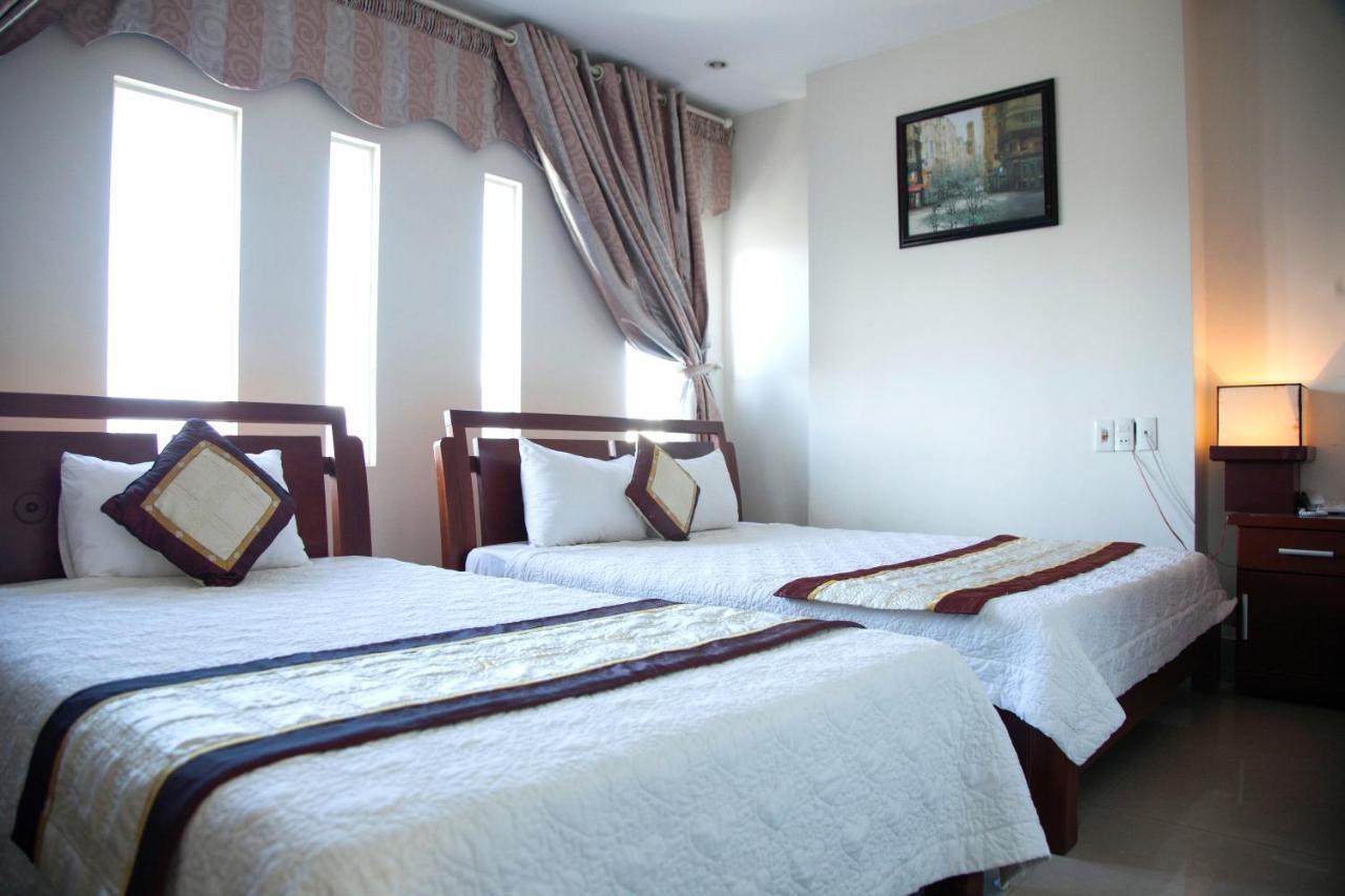 Hoang Thuy Sinh Hotel Дананг Екстер'єр фото