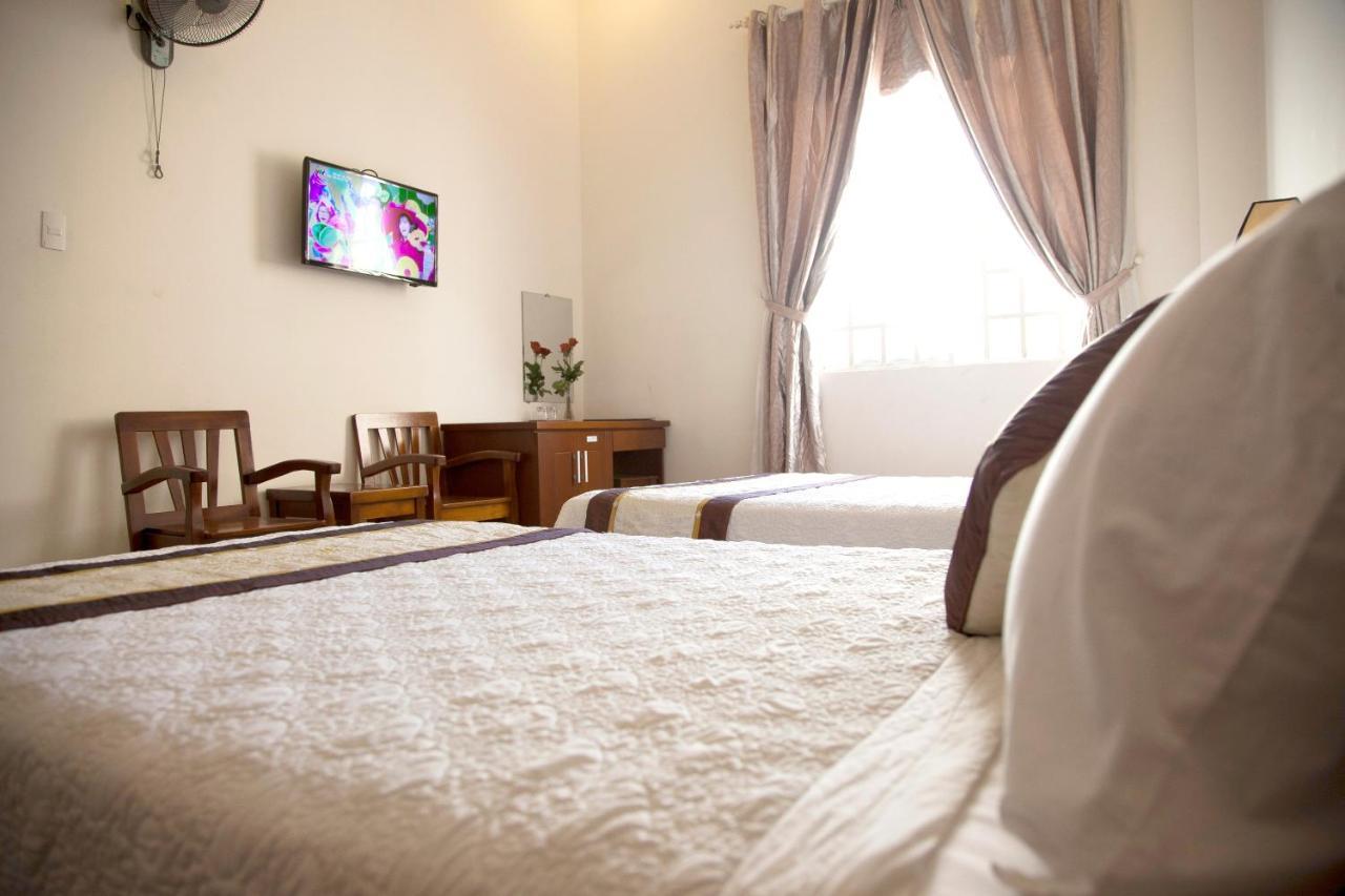 Hoang Thuy Sinh Hotel Дананг Екстер'єр фото